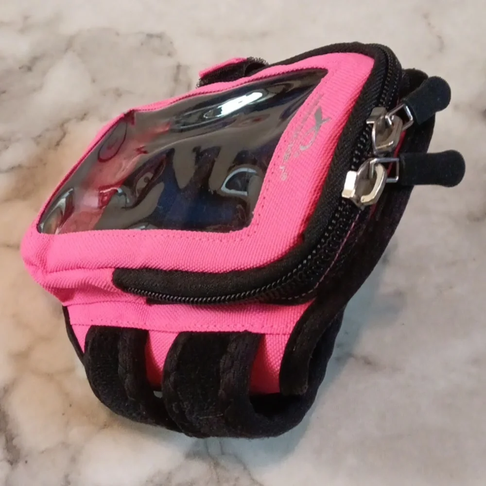 Armpocket keep your